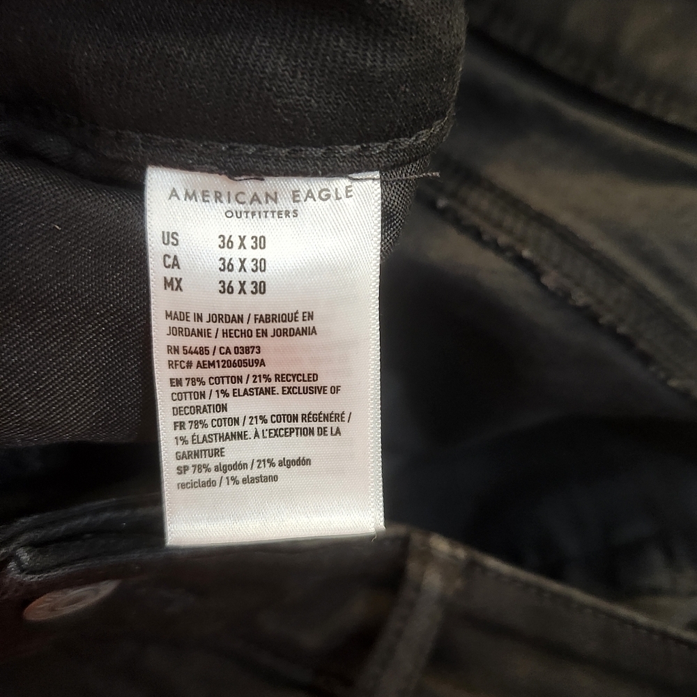 Men's NWT Black American Eagle Airflex Original Straight Jeans. Size 36x30 - Picture 8 of 10